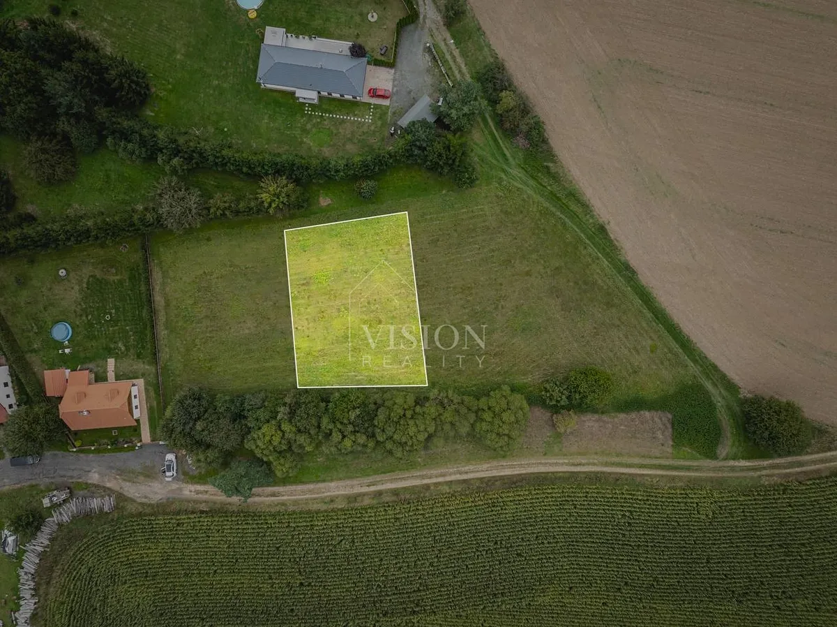 Prodej stavebního pozemku 1300 m²